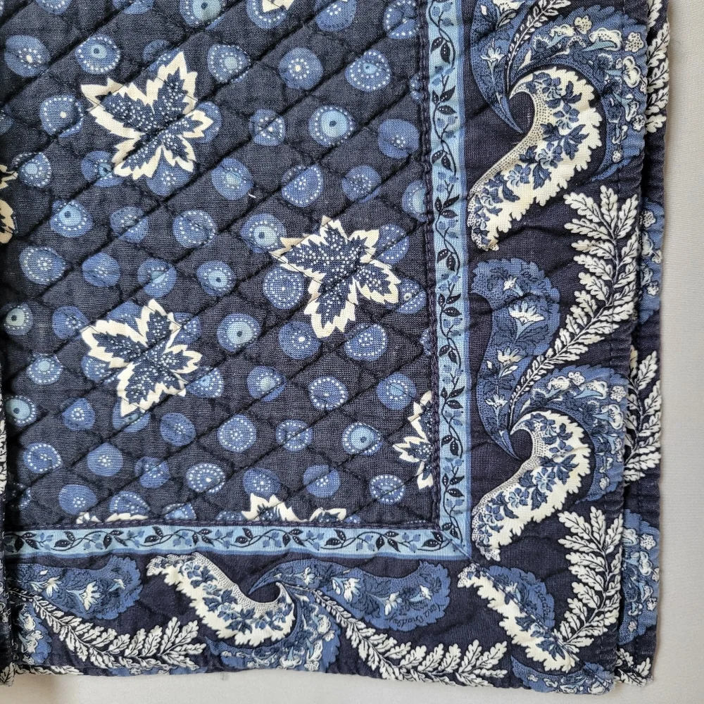 6 Vera Bradley Vintage Blue Coin Leaf Print Quilted Reversible Table Placemats